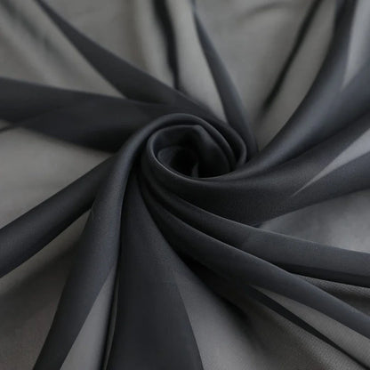 Cortinas Blancas Opacas con Sombreado